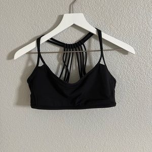 Lululemon lighten up bra size 8